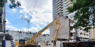 Downtown woontoren, start sloop huidige bouwing Baan